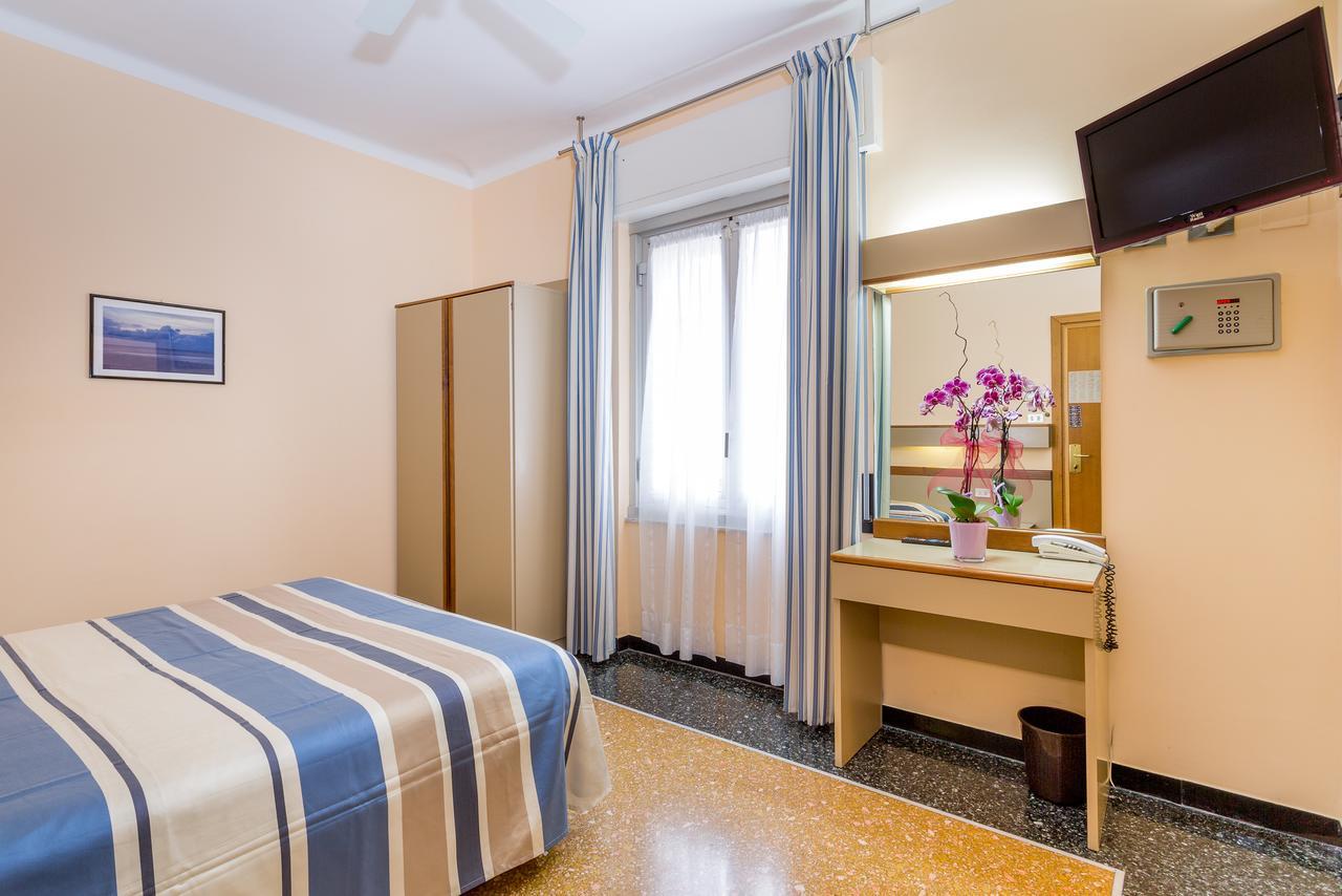 Hotel Villa Delibera Varazze Quarto foto