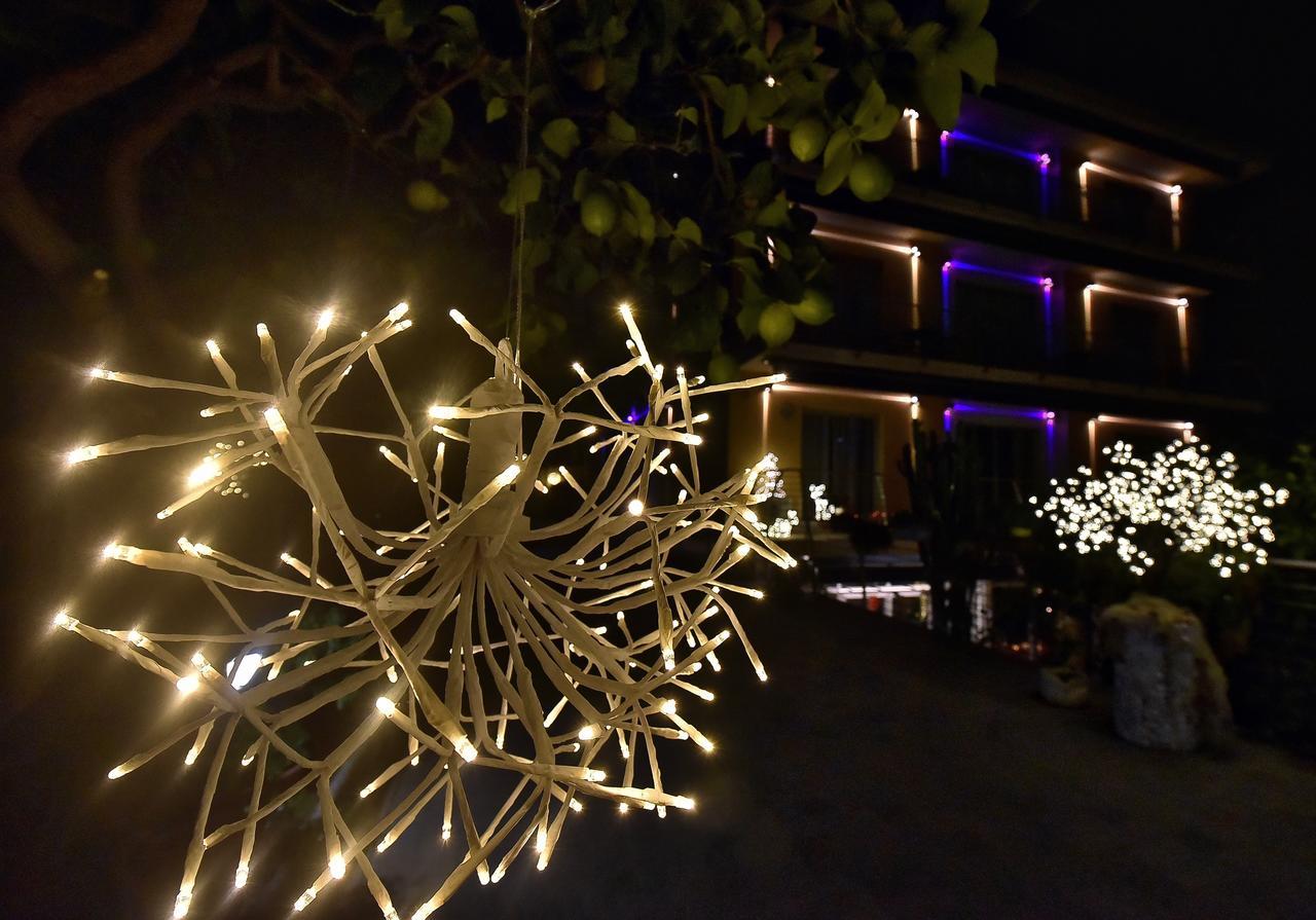 Hotel Villa Delibera Varazze Exterior foto