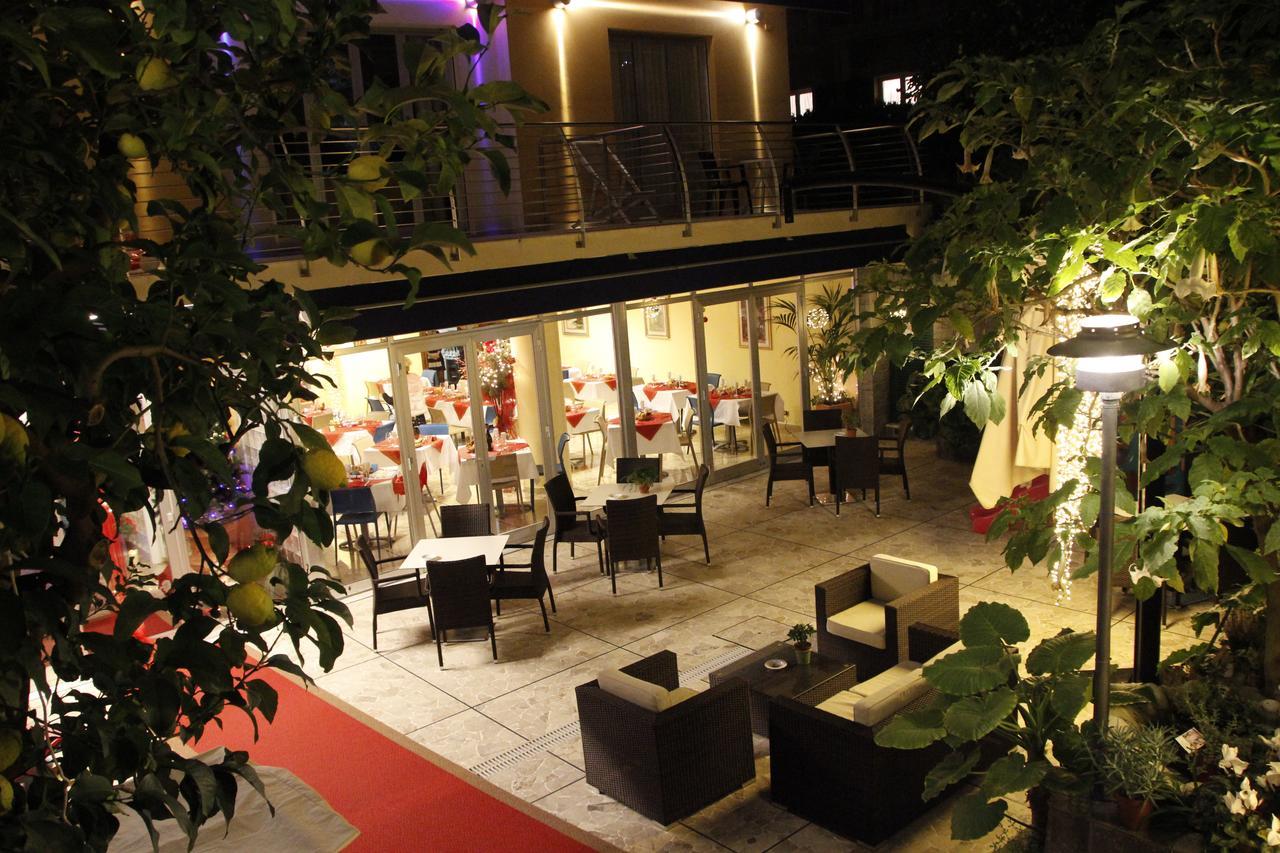 Hotel Villa Delibera Varazze Exterior foto